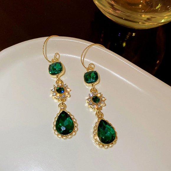 🍏50% OFF/3+...Emerald Green Crystals Dangle Earrings - Picture 6 of 10